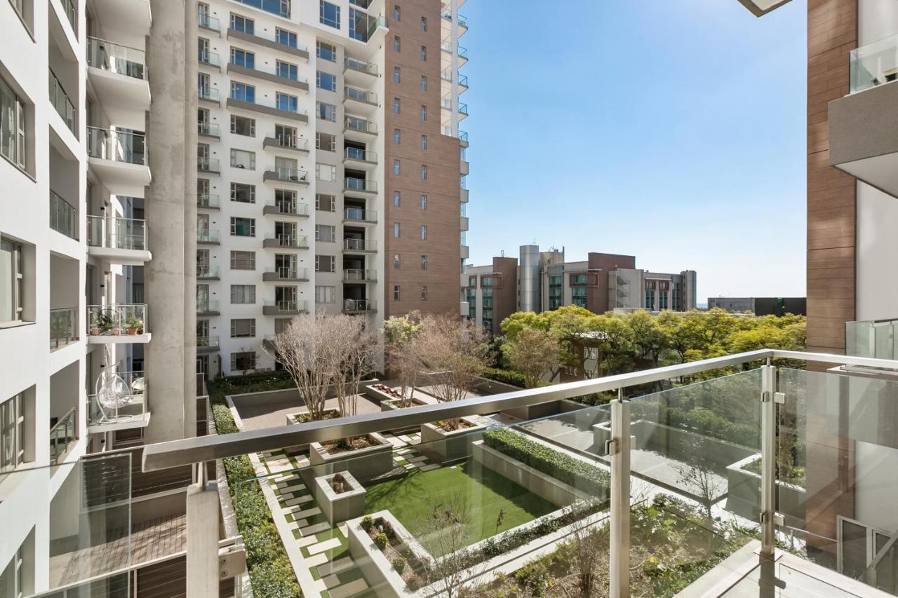 The Tyrwhitt Rosebank Apartments (Adults Only) Johannesburg Eksteriør bilde