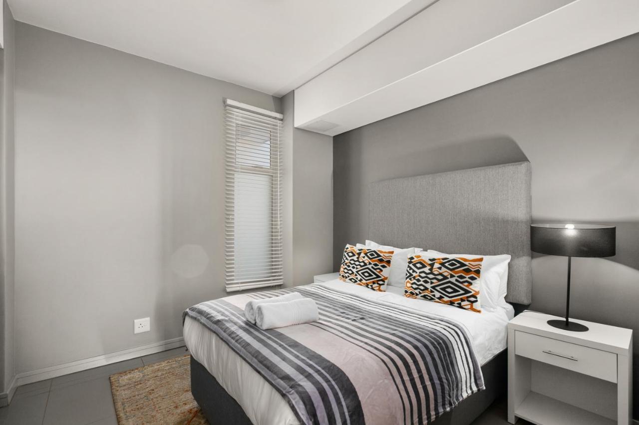 The Tyrwhitt Rosebank Apartments (Adults Only) Johannesburg Eksteriør bilde